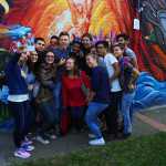 Ariosto-liceo-Orlando-furioso-dipinto-murale-street-artist-Mambo-selfie-prof-Cristina-Corà