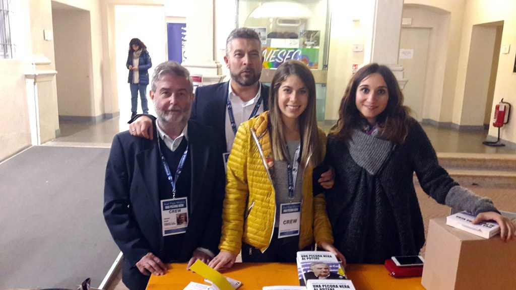 Il dirigente sportivo Giovanni Sirotti, il sindaco Bizzarri, Carolina Bizzarri e la vicesindaca Serena Poltronieri (foto Giorgia Mazzotti)