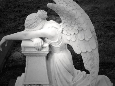 valle di lacrime angelo statua